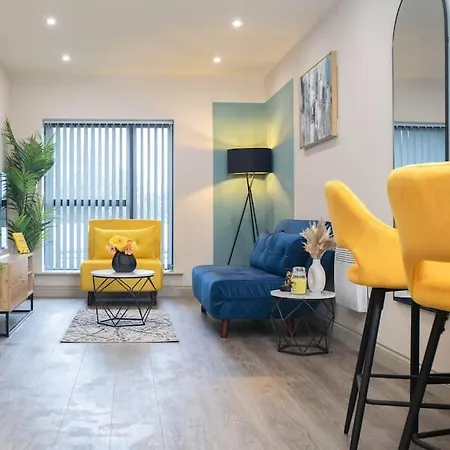 First Arena 7 Night * Leeds (West Yorkshire)