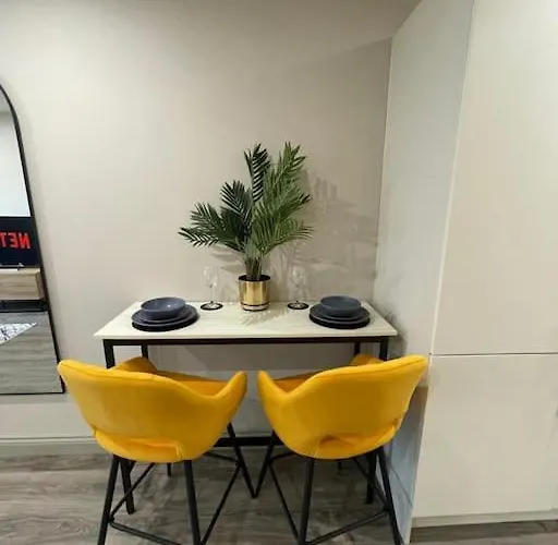 Apartment First Arena 7 Night Leeds (West Yorkshire)