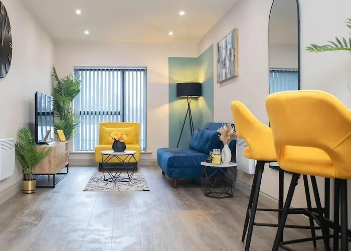 First Arena 7 Night * Leeds (West Yorkshire)